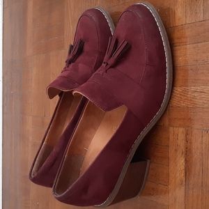 BC Burgundy Suede Block Chunky Tassle Loafer Heels